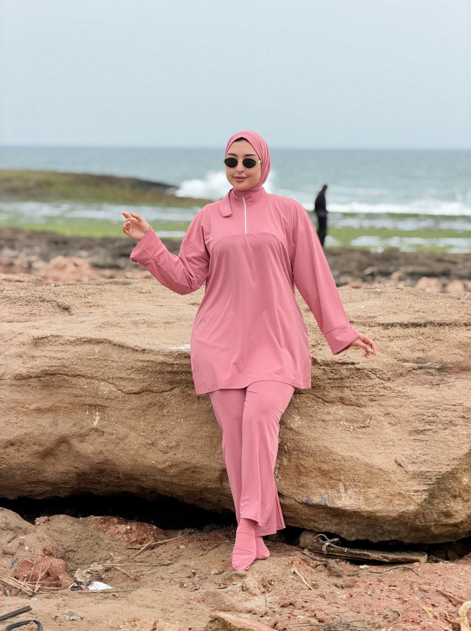 بوركيني طويل أنيق للنساء